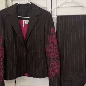 Tom Nguyen Women’s Pant Suit